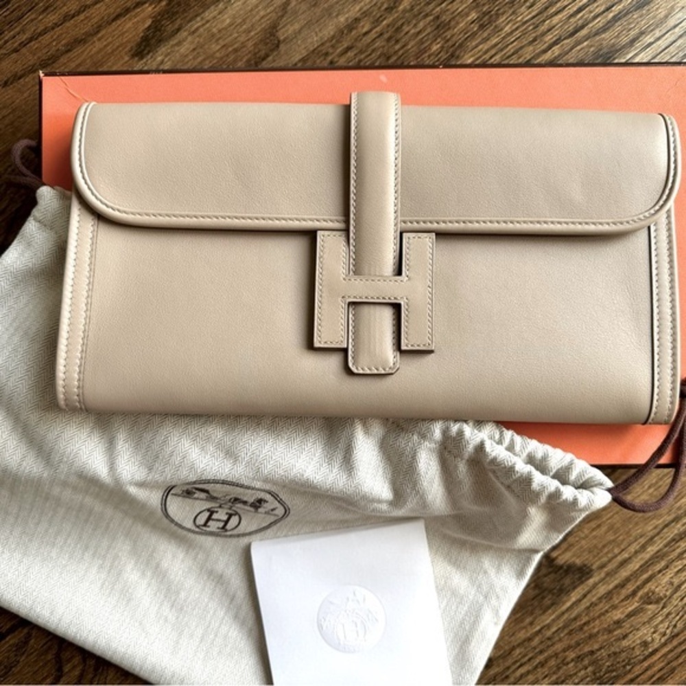 Hermes clutch